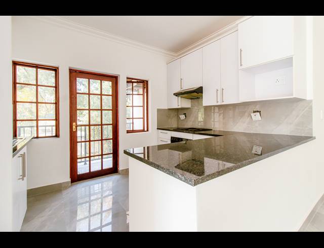 2 BEDROOM APARTMENT RENTED IN RIVONIA